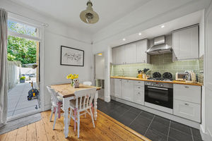 Photo 5- click for photo gallery